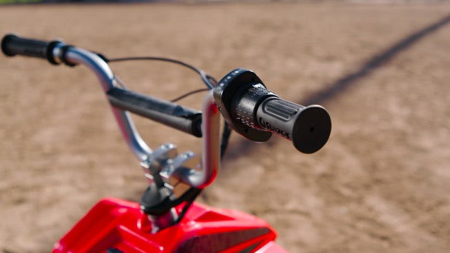 Razor Dirt Quad Red 13Km/Hr 8+