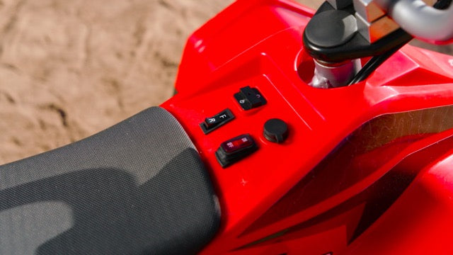 Razor Dirt Quad Red 13Km/Hr 8+