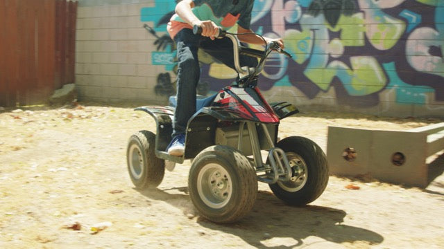 Razor Dirt Quad Black 13km/hr 8+