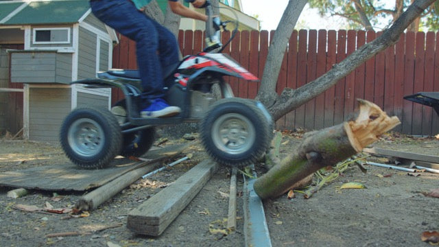 Razor Dirt Quad Black 13km/hr 8+