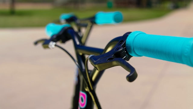 RAZOR FLASHBACK KICK SCOOTER