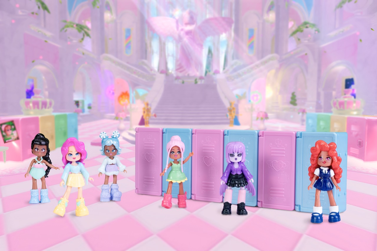 Royale High Surprise Locker 3Inches S2 6Asst