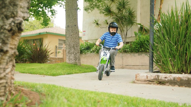 Razor Motorbike Dirt Rocket SX350 22Km/h